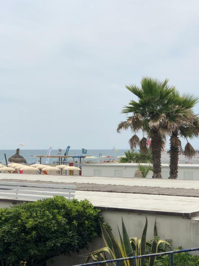 לידו די אוסטיה Sea Of ​​Rome Near The Center Of The Eternal City! מראה חיצוני תמונה
